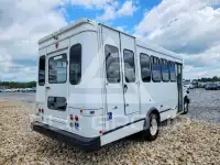 2022 Ford ECONOLINE photo