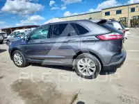 2022 Ford EDGE photo