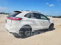 2022 Ford EDGE photo