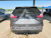 2022 Ford EDGE photo