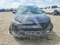 2022 Ford EDGE photo