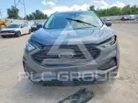 2022 Ford EDGE photo