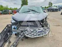2022 Ford EDGE photo