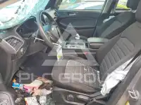 2022 Ford EDGE photo
