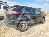 2022 Ford EDGE photo