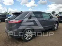 2022 Ford EDGE photo