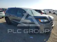 2022 Ford EDGE photo