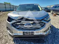 2022 Ford EDGE photo