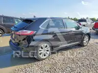 2022 Ford EDGE photo