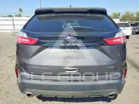 2022 Ford EDGE photo