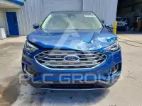 2022 Ford EDGE photo
