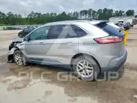 2022 Ford EDGE photo