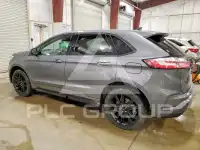 2022 Ford EDGE photo