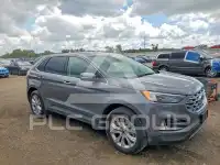2022 Ford EDGE photo