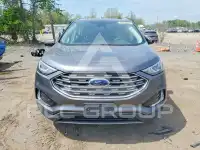 2022 Ford EDGE photo