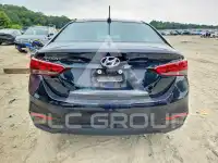 2022 Hyundai Accent фото