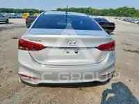 2022 Hyundai Accent photo