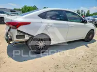 2022 Hyundai Accent фото