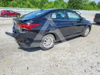 2022 Hyundai Accent photo