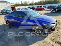 2022 Hyundai Elantra photo