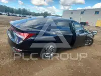 2022 Hyundai Elantra фото