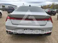 2022 Hyundai Elantra фото