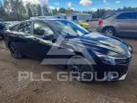 2022 Hyundai Elantra photo