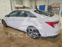 2022 Hyundai Elantra фото
