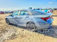 2022 Hyundai Elantra photo