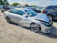 2022 Hyundai Elantra фото