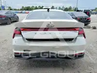 2022 Hyundai Elantra фото