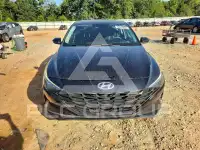 2022 Hyundai Elantra photo