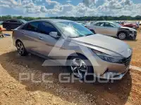 2022 Hyundai Elantra фото