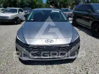 2022 Hyundai Elantra фото