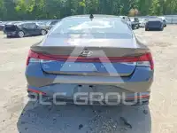 2022 Hyundai Elantra фото