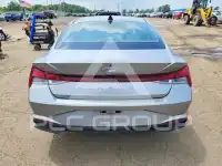 2022 Hyundai Elantra фото