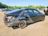 2022 Hyundai Elantra фото