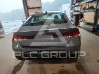 2022 Hyundai Elantra фото