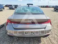 2022 Hyundai Elantra фото