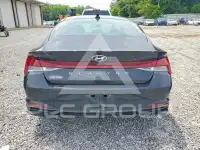 2022 Hyundai Elantra фото
