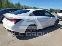 2022 Hyundai Elantra фото