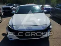 2022 Hyundai Elantra фото