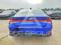 2022 Hyundai Elantra фото