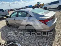 2022 Hyundai Elantra фото