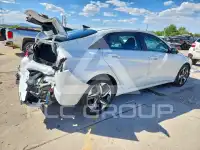 2022 Hyundai Elantra фото