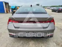 2022 Hyundai Elantra photo