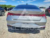 2022 Hyundai Elantra фото