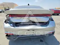 2022 Hyundai Elantra фото