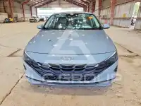 2022 Hyundai Elantra photo