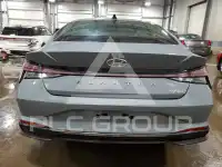2022 Hyundai Elantra photo